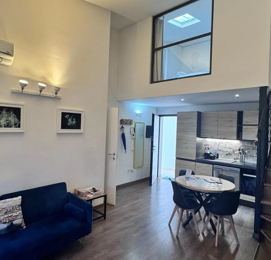 Daire Celeste'S House Floransa
